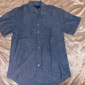 blue vineyard vines shirt